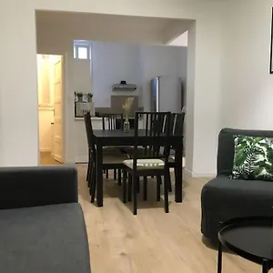 Appartement Flc - St Charles 100 M, 10 Guests 3 - Box En Sus, Marseille